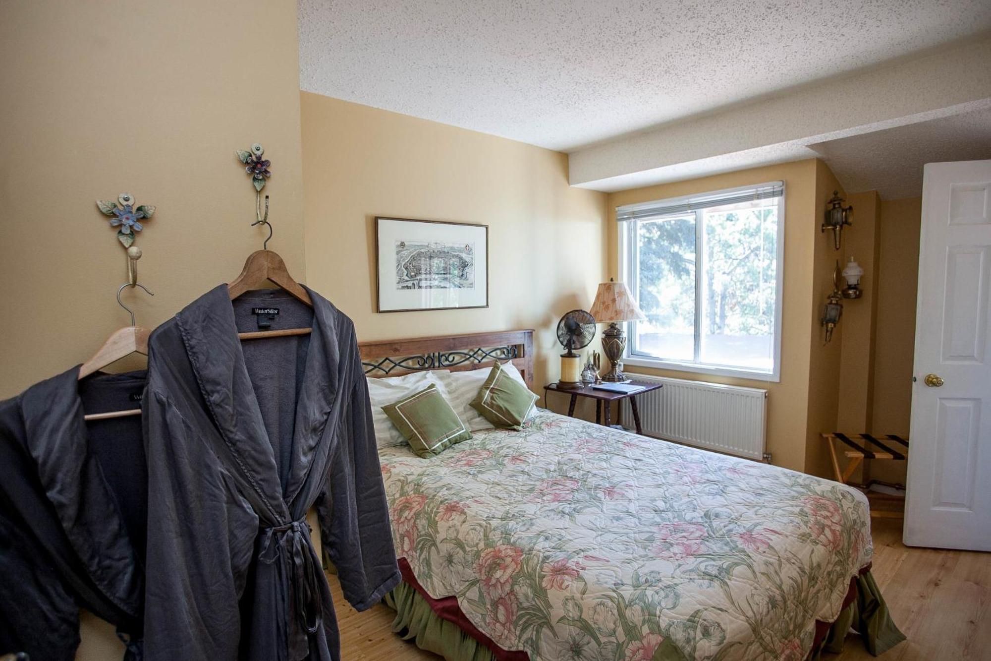 Hidden Valley Bed&Breakfast Whitehorse Rom bilde